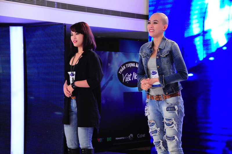 Thi sinh ma ca rong thuyet phuc giam khao o Vietnam Idol-Hinh-9